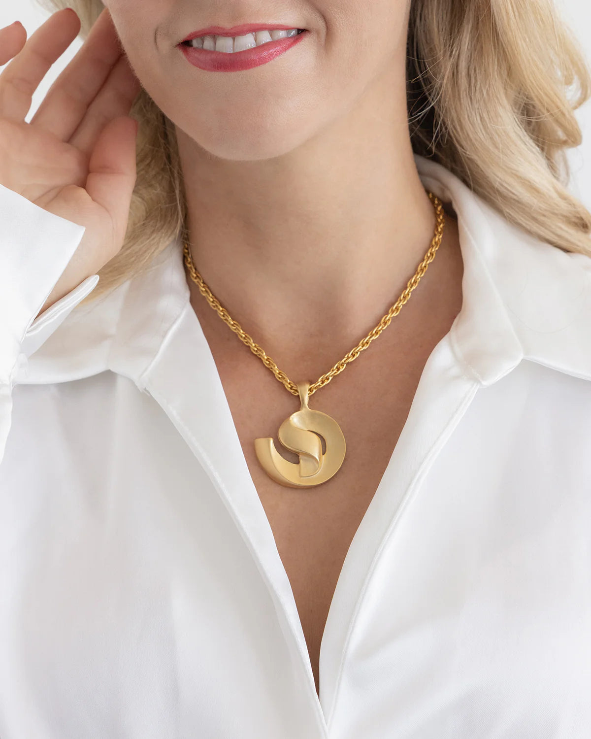 Susan Shaw Necklace 3176G