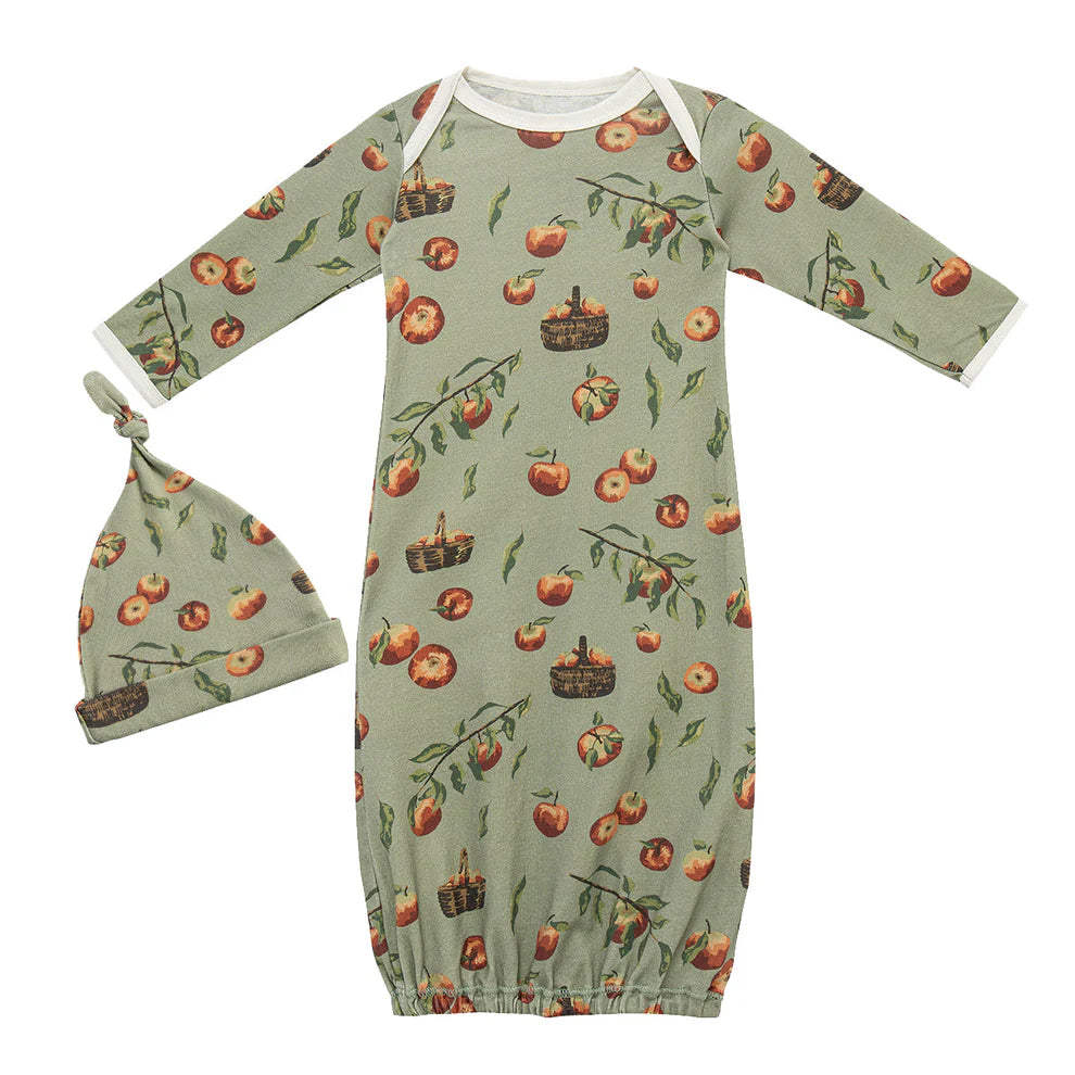 MilkBarn Newborn Gown & Hat