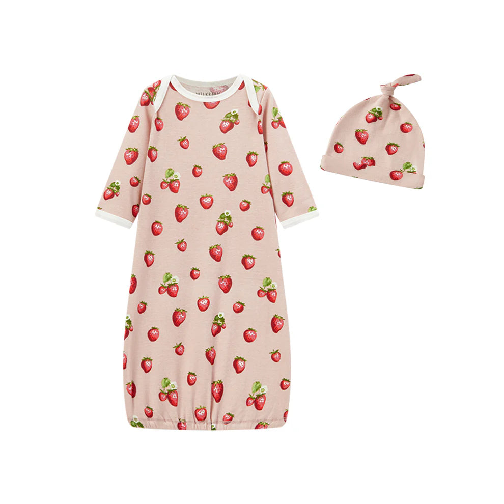 MilkBarn Newborn Gown & Hat