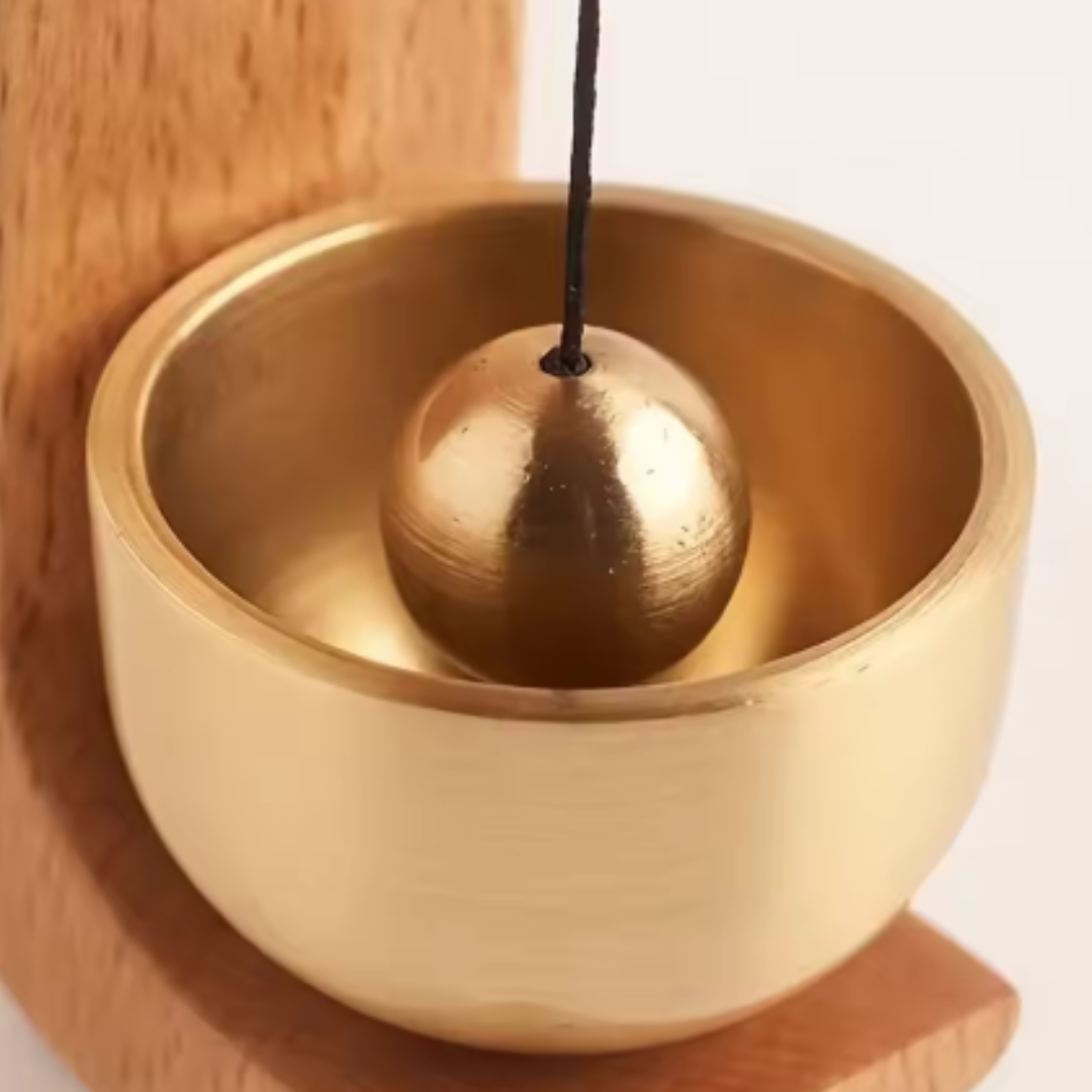 Magnetic Wooden Door Chime – Brass Entry Bell Decor
