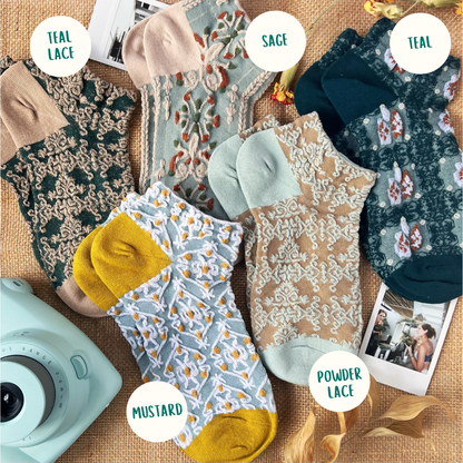 Daisy Dunes Bohemian Spring Floral Ankle Socks - Lace Haden Socks
