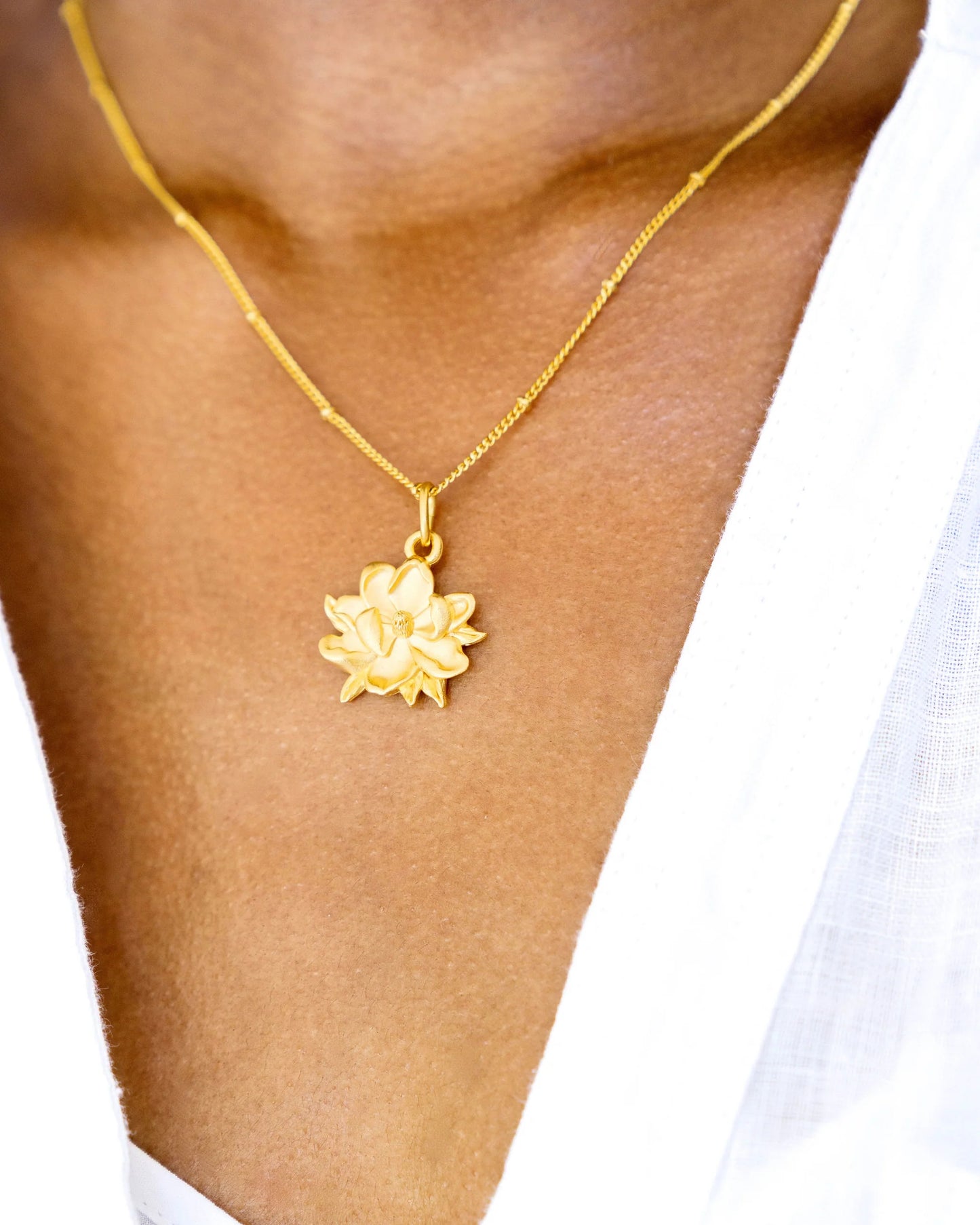 Susan Shaw Necklace Magnolia Dainty